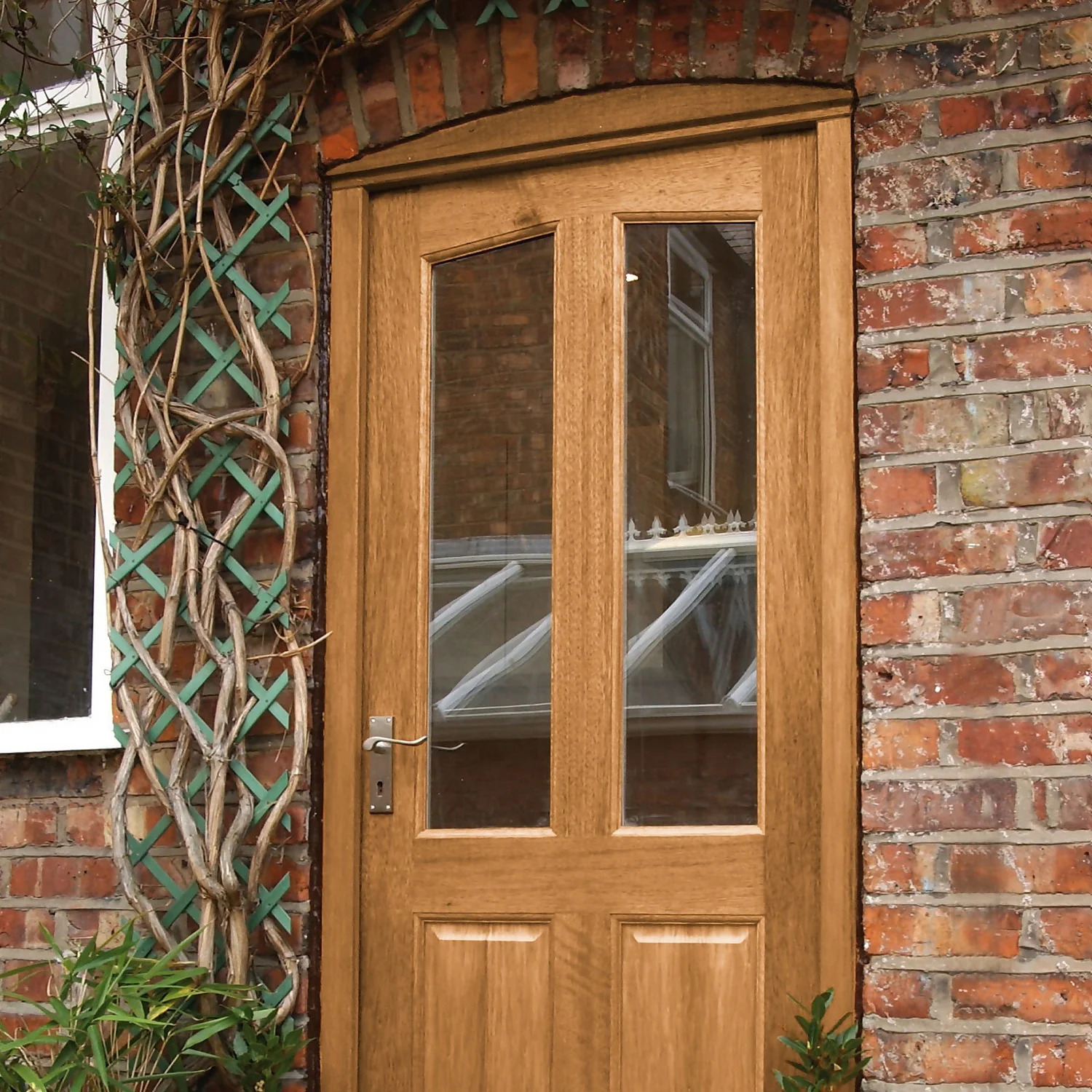 Sadolin Extra Durable Woodstain Light Oak - 2.5L Sadolin Extra Durable Woodstain Light Oak - 2.5L -Garden Care Shop 12812250 2794951406126496