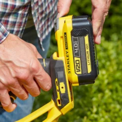 STANLEY FATMAX V20 18V Cordless Hedge Trimmer 55cm (Sfmcht855M1-Gb) 7 STANLEY FATMAX V20 18V Cordless Hedge Trimmer 55cm (Sfmcht855M1-Gb) -Garden Care Shop 12882306 1494843588929180