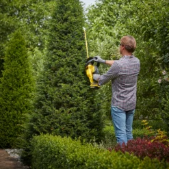 STANLEY FATMAX V20 18V Cordless Hedge Trimmer 55cm (Sfmcht855M1-Gb) 3 STANLEY FATMAX V20 18V Cordless Hedge Trimmer 55cm (Sfmcht855M1-Gb) -Garden Care Shop 12882306 2104843588786086