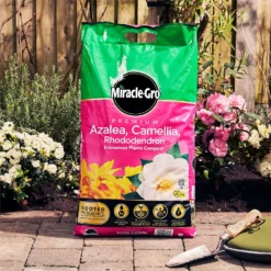 Miracle Gro Premium Azalea, Camellia & Rhododendron Ericaceous Compost - 40L -Garden Care Shop 12882812 2144843671852924