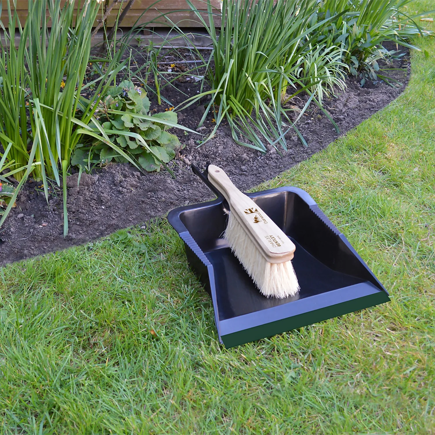 Charles Bentley Charnwood Dustpan and Brush Set Charles Bentley Charnwood Dustpan And Brush Set -Garden Care Shop 12890878 4764912708015269